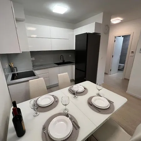 Apartman Addenda With Free Garage Parking Split