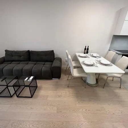 Apartment Apartman Addenda With Free Garage Parking *