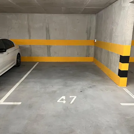 Apartman Addenda With Free Garage Parking Apartment