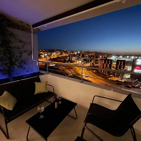 Apartment Apartman Addenda With Free Garage Parking